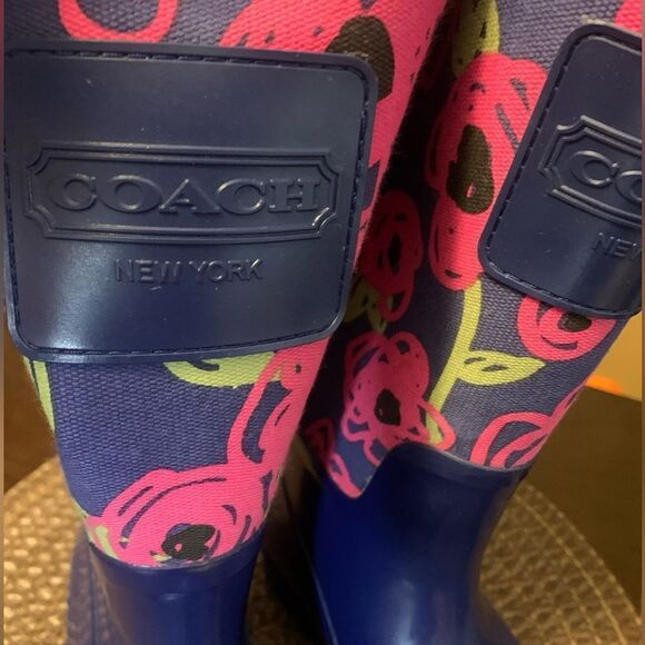 Coach Pearl Rain boots Size 5B Purple - Picture 6 of 9